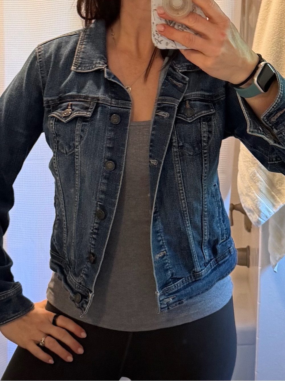 Old Navy Women’s Denim Jean Jacket Small Medium Wash Stretch